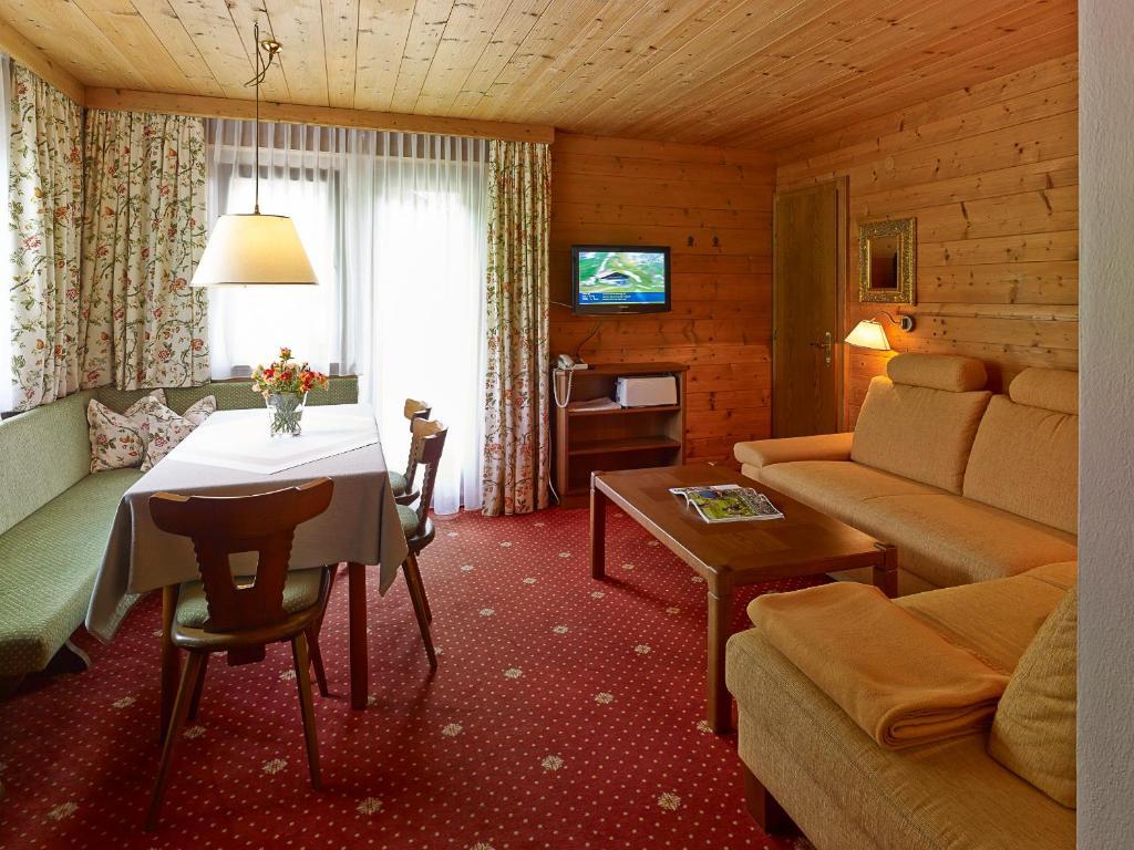 Appartementhaus Holiday Lech am Arlberg Ngoại thất bức ảnh